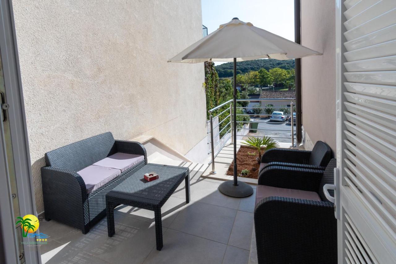 Villa Green Palm Врсар Экстерьер фото